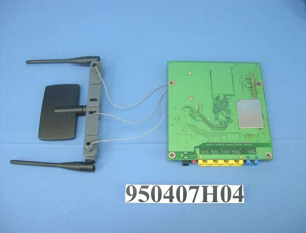 File:Linksys WRT300N v1.0a FCCg.jpg
