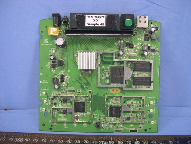 File:Linksys WRT610N v1.0 FCCm.jpg