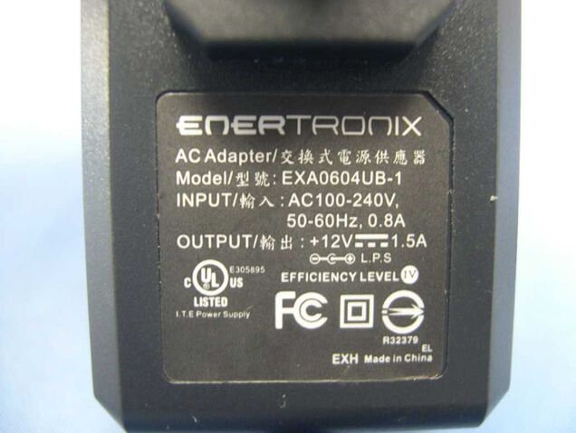 File:Linksys WRT610N v1.0 FCCr.jpg