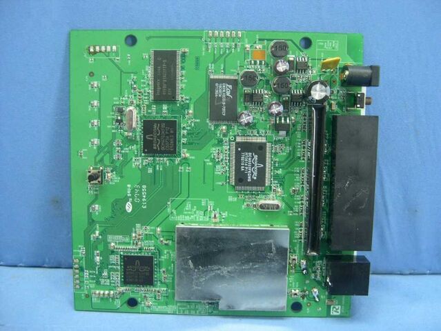 File:Linksys WRT160N v1.0 FCCe.jpg