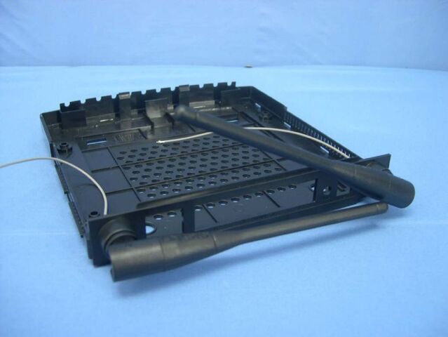 File:Linksys WRT150N v1.1 FCCi.jpg