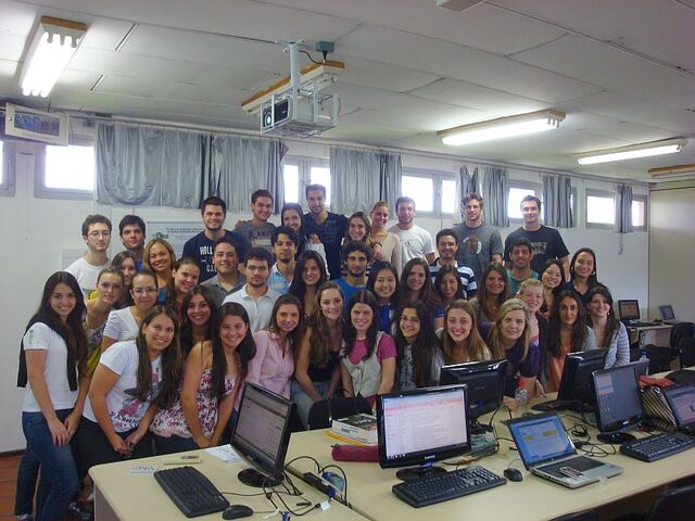 Arquivo:Turma2011 mini.jpg