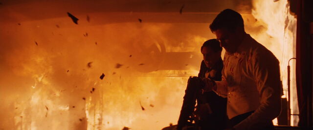 File:Donny and Omar reload their guns.jpg