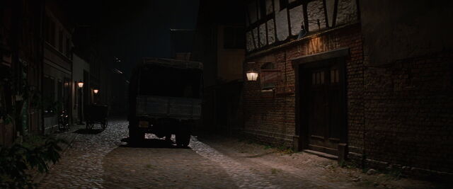 File:The Country Tavern Taverne.jpg