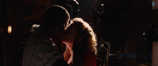 File:Shosanna kisses Marcel.png