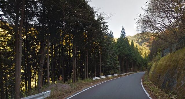 File:Descending Tsuchisaka.jpg