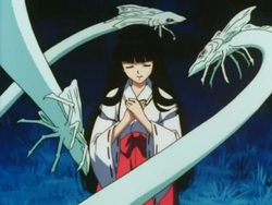 Kikyo và Trùng tử hồn.png