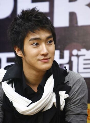 File:Choi Si Won-9.jpg