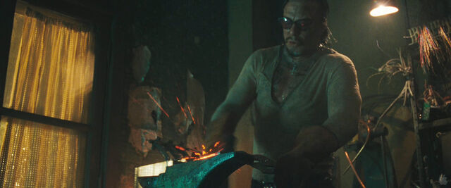 File:Trailer1-53.jpg