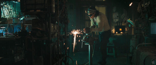File:Trailer1-30.jpg