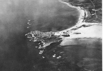 800px-Tyre-aerial-photo-by-France-Military-1934