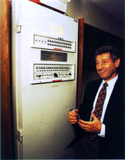 200px-Leonard-Kleinrock-and-IMP1