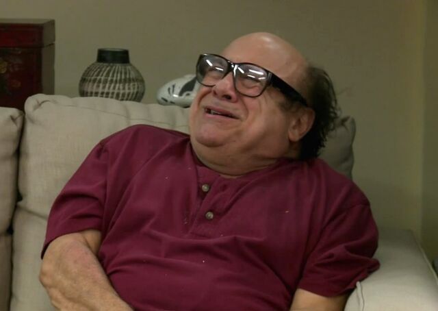 File:8x5 The Gang Gets Analyzed - 'Unzipped' Frank.jpg