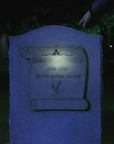 File:Barbara's Grave.jpg