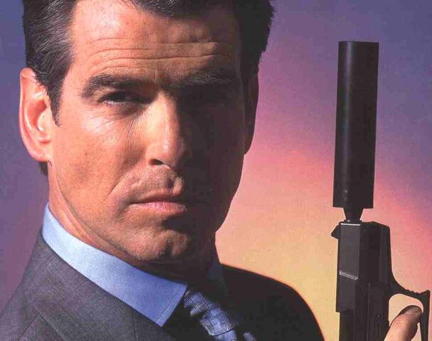 File:James bond pierce brosnan 007.jpg