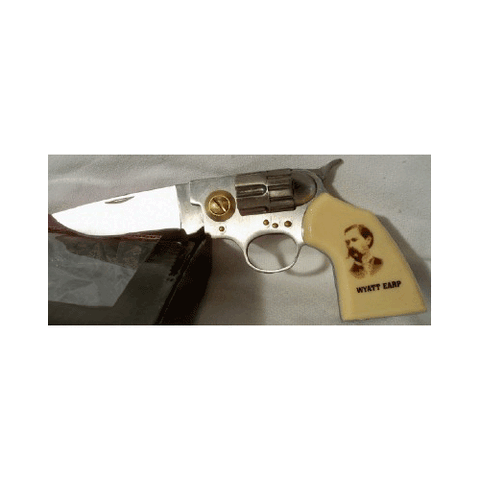 File:Wyatt-earp-gun-knife-1-1268087517.gif