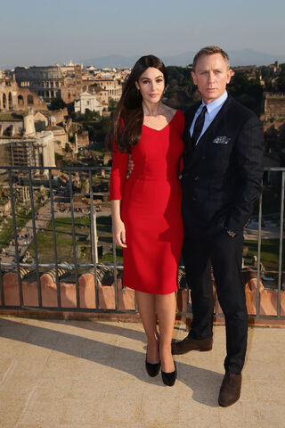 File:Spectre-SPECTRE RomePhotoCall04 rgb.jpg