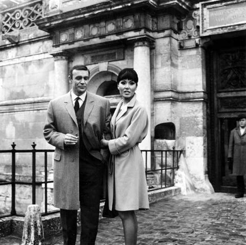 File:Sean connery mitsouko.jpeg
