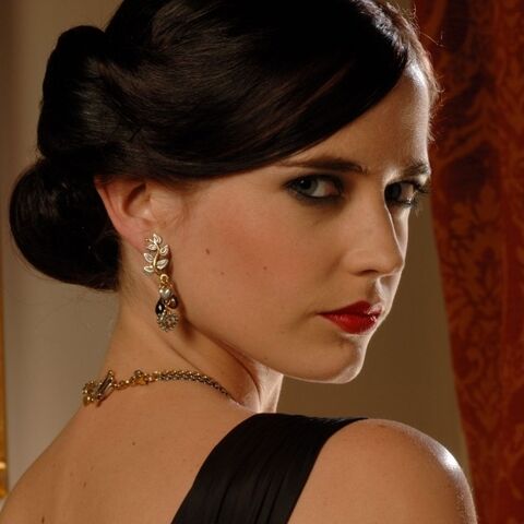 File:Vesper Lynd (Eva Green) - Profile.jpg