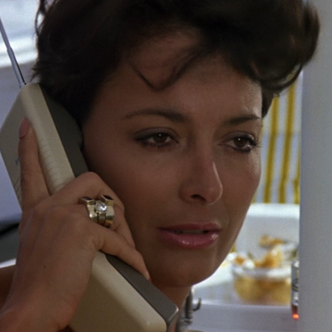 File:Linda - Profile.png