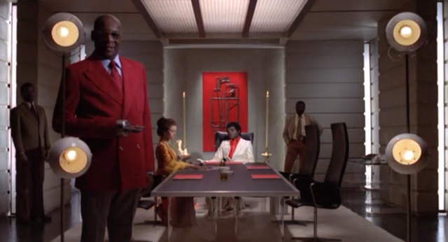 File:BigMeetingBond.png