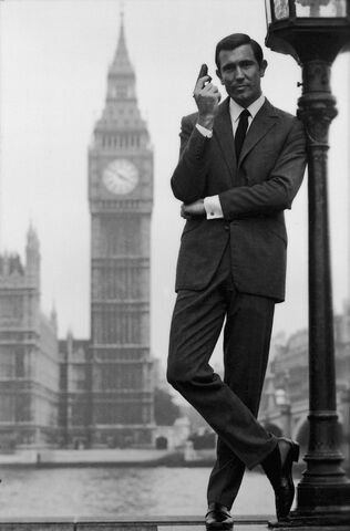 File:George Lazenby (OHMSS Promotional Still).jpg