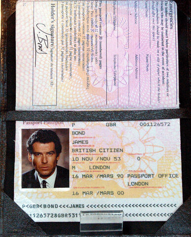 File:JamesBondPierceBrosnanPassport.jpg
