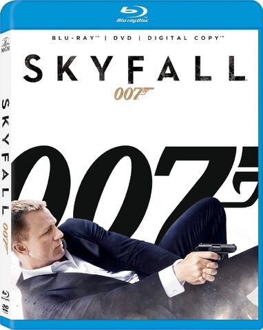 File:Skyfall (2013 Blu-ray).jpg