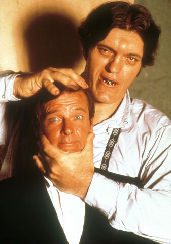 File:Jaws and Bond (Promotional Photo) -1-.jpg