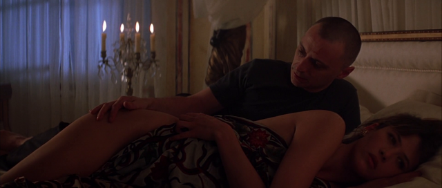 Fichier:Renard et Elektra au lit.png