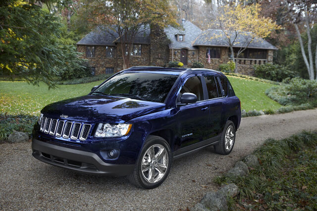 File:2011-Jeep-Compass-16.jpg