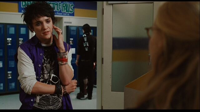 File:Kyle-in-Jennifer-s-Body-kyle-gallner-10693082-853-4800.jpg