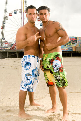 File:The-situation-and-pauly-d.jpg