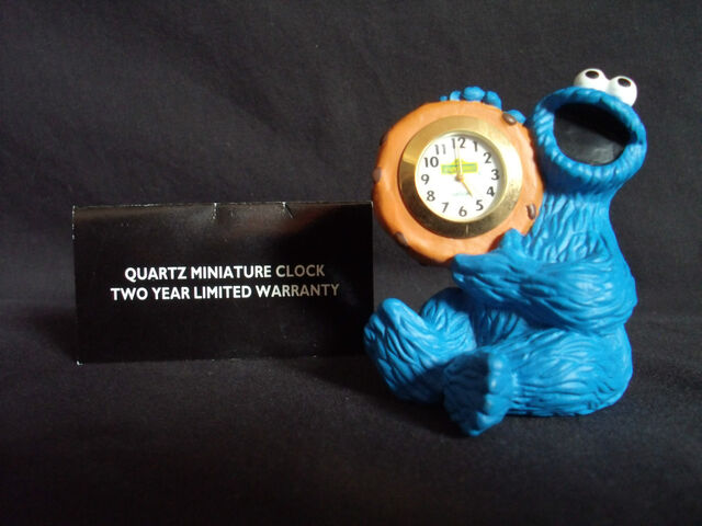 File:Fantasma cookie monster clock.jpg