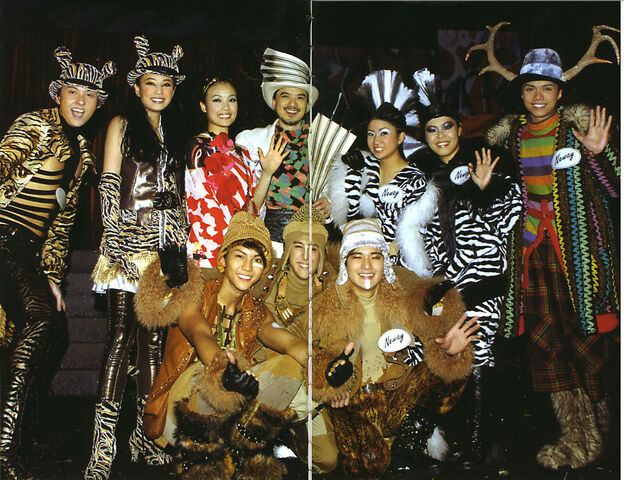 File:Safari DVD Booklet Inside44.jpg