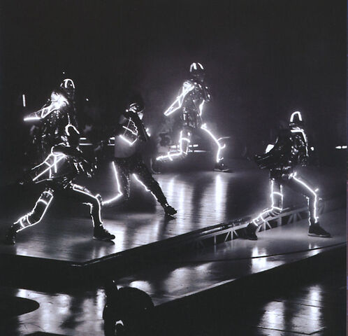 File:Joey Number6Boxset PhotoAlbum 69.jpg