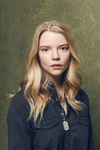 File:Anyataylorjoy.jpg