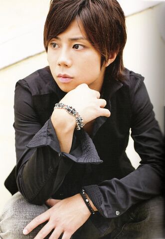 File:Kis-my-ft2-1st photobook 021.jpg