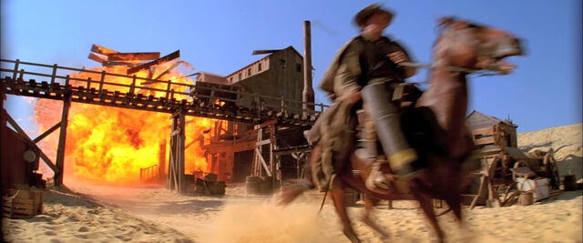 File:JonahHexTrailer01-106.jpg