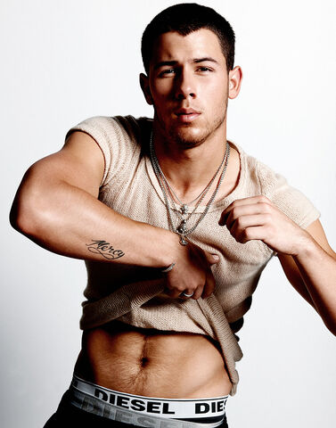 File:Nick-Jonas-Flaunt4.jpg