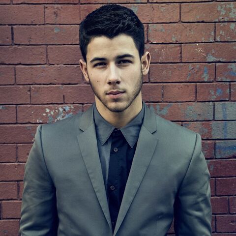 File:Nick-jonas-3-600x600.jpg