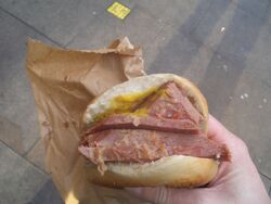 Salt beef bagel