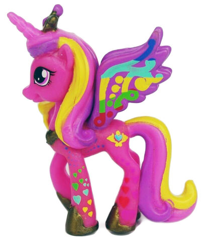 Archivo:PrincessCadenceFIMpvRainbow.jpg