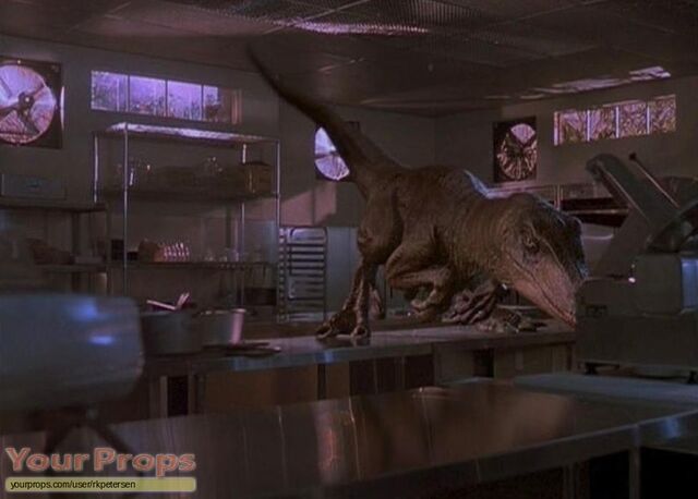 File:Raptor-Claw.jpg