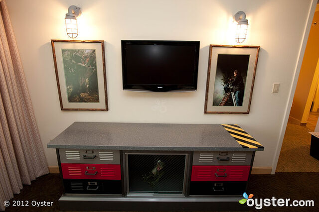 File:Kids-suite-universal-royal-pacific-resort-a-loews-hotel-v645687-720.jpg