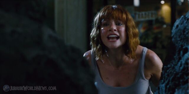 File:Jurassicworld-movie-trailer-screencap-61.jpg