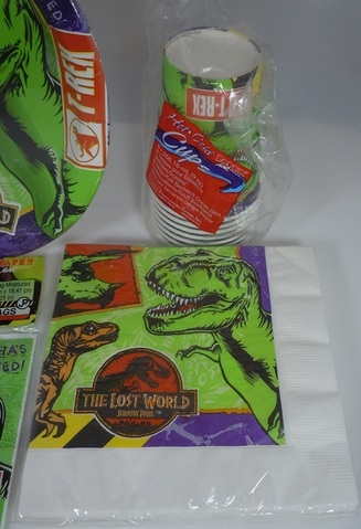 File:TLW party set4.png