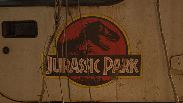 File:Original-jurassic-park-jeep-door.jpg