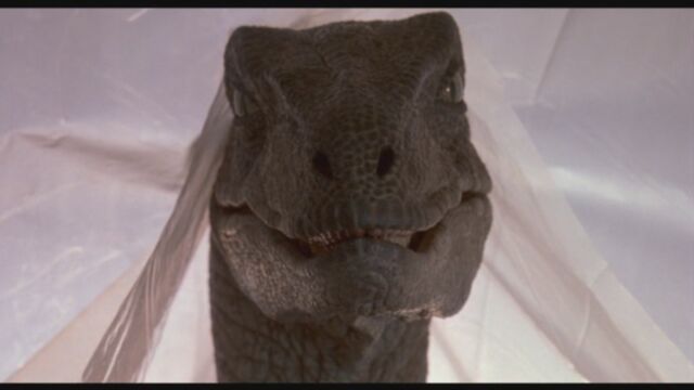 File:JP1 VelociraptorCurtain.jpg
