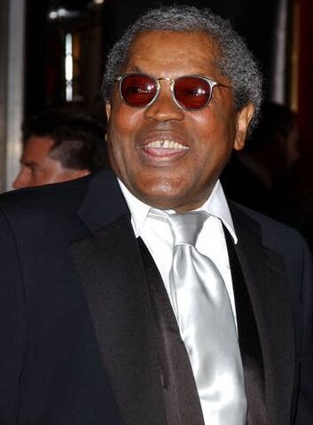 File:Clarence Williams III.jpg